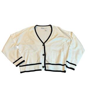 3/$15 NY&C button front cardigan nwt